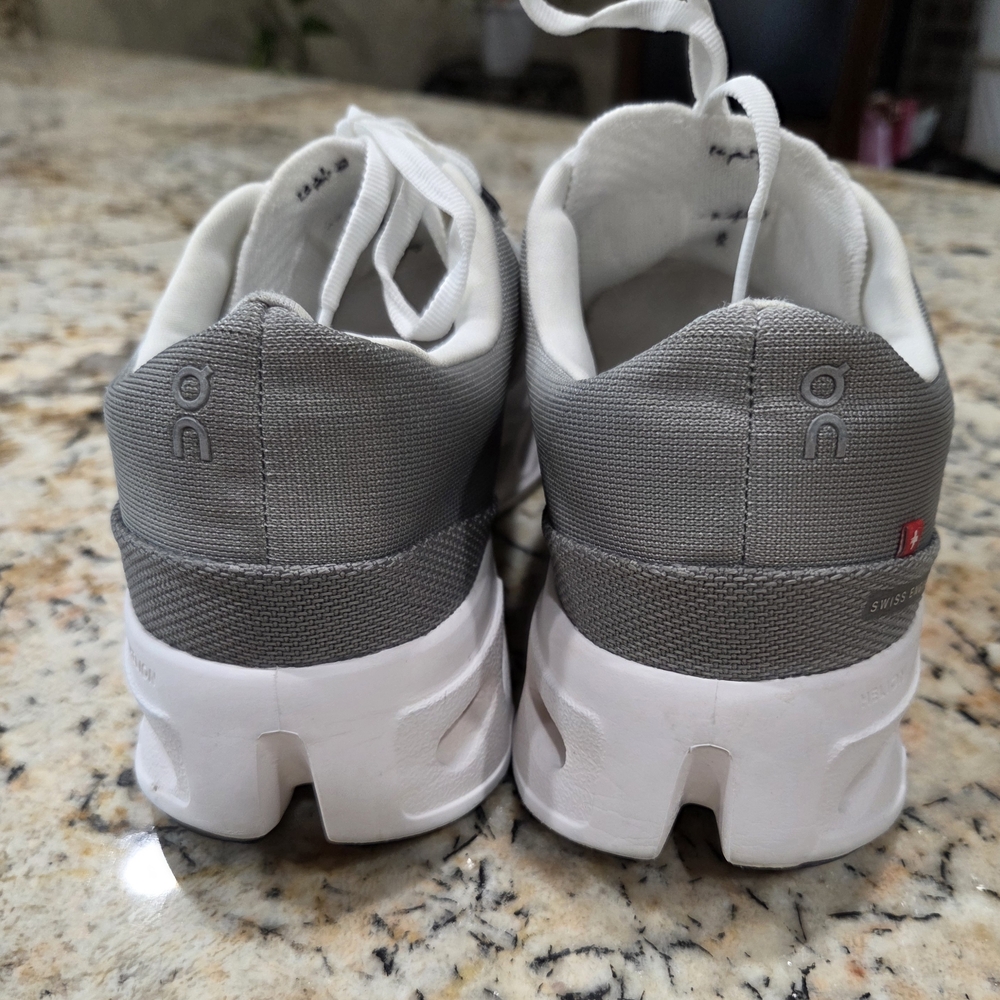 On Cloudeclipse Textile Trainer Women's Sneakers Size 9.5 - Picture 4 of 12